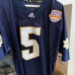 Notre Dame Discover Bowl Jersey. NWT. Size medium